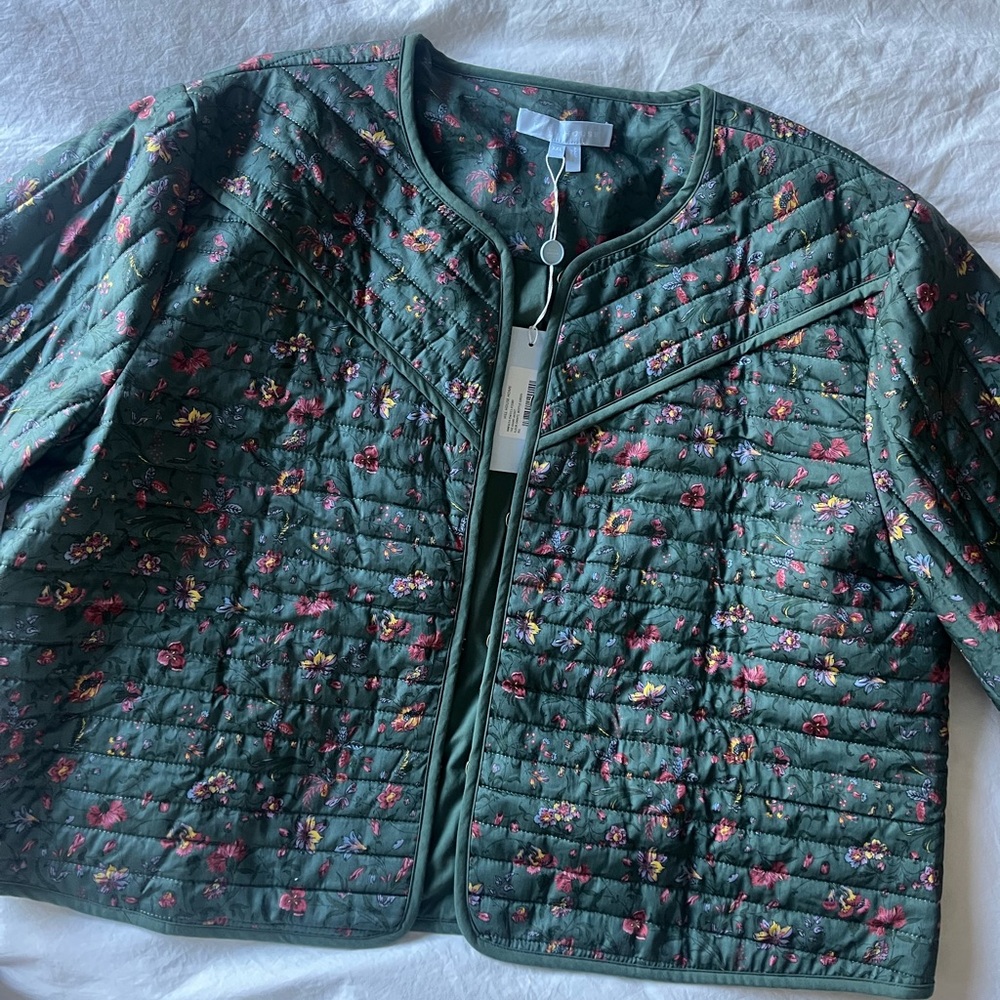 The Amari Quilted Jacket - Bottle Green Fleur Chintz - Picture 3 of 7